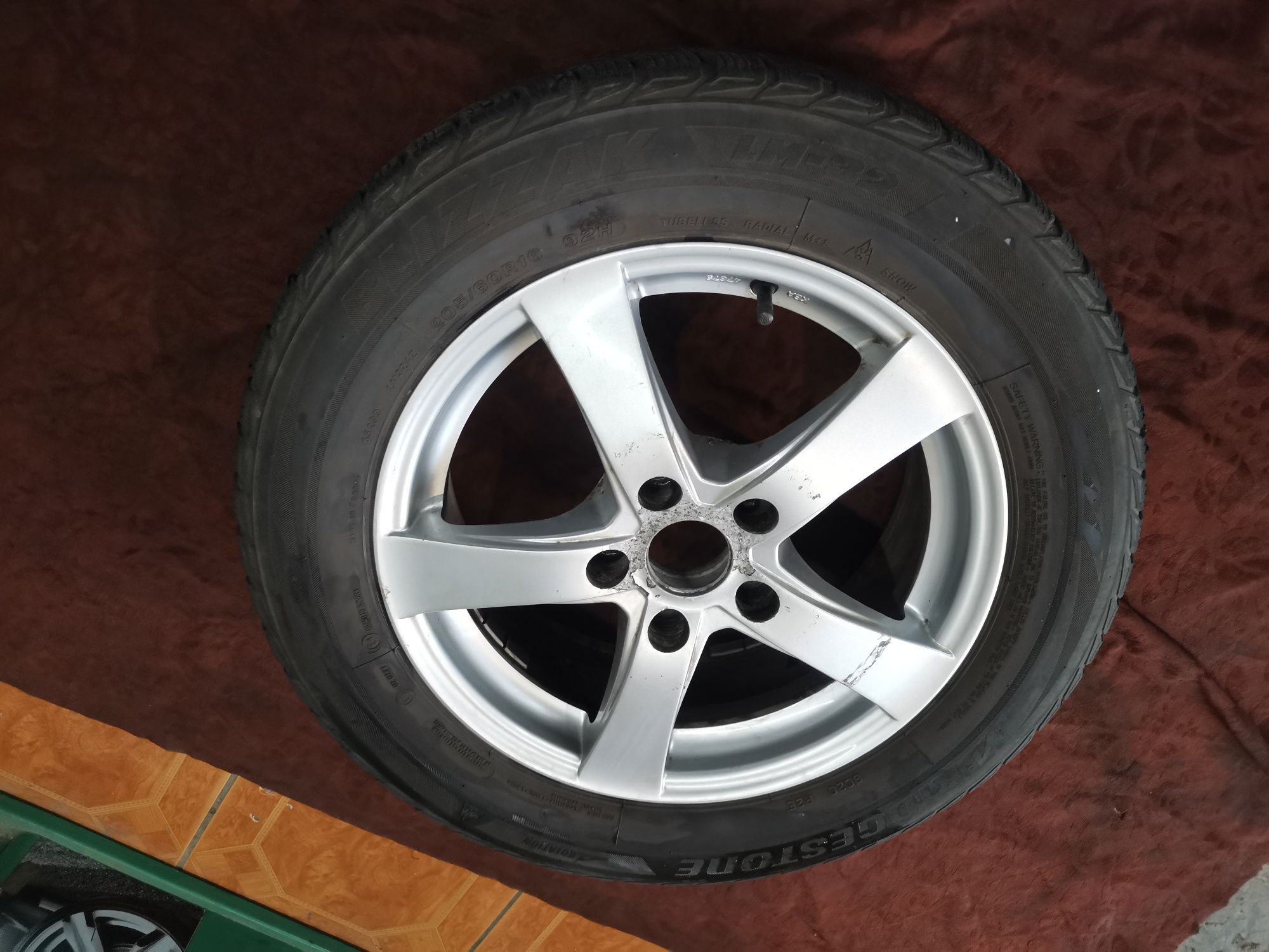 Диски R16 на Chevrolet, Opel Sintra (5*115)