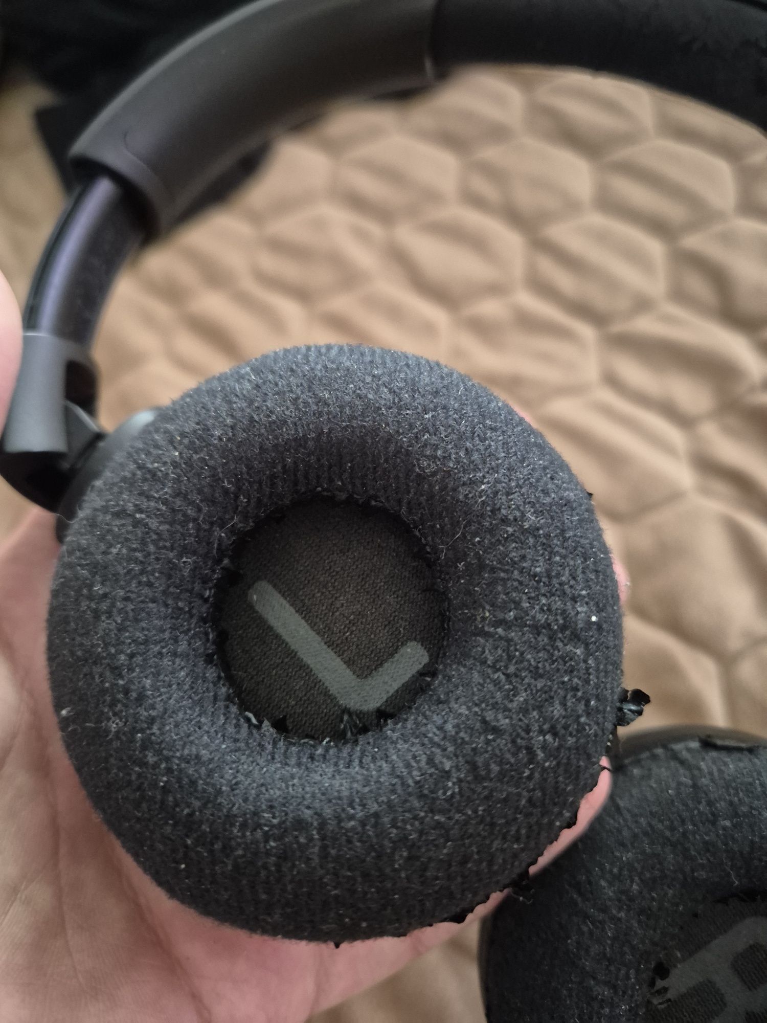 Продам наушники jbl 500 tn