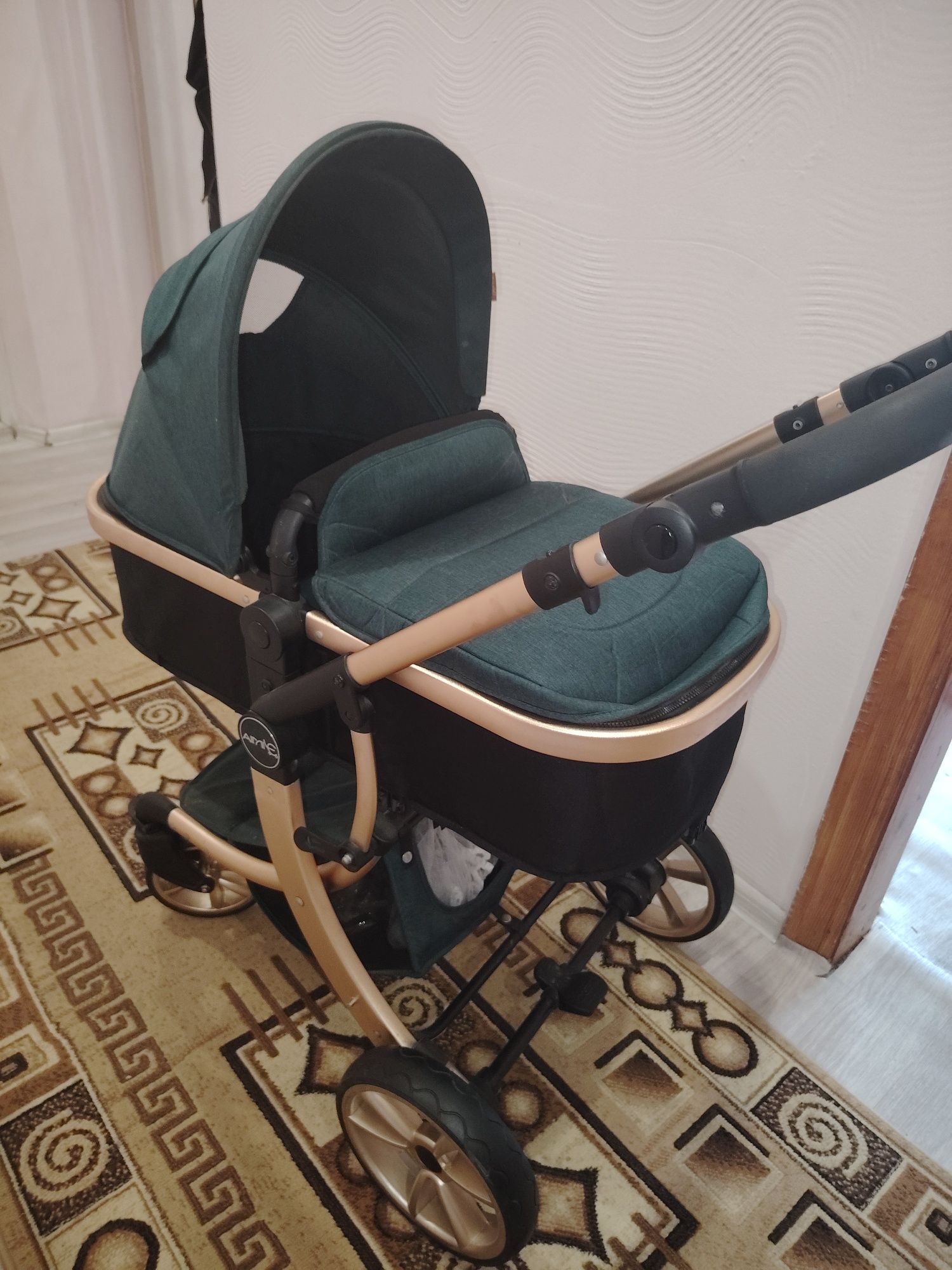 Продам детскую коляску