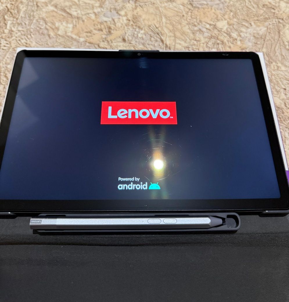 Lenovo M10 Plus  with Precision Pen 2 +Folio Case
