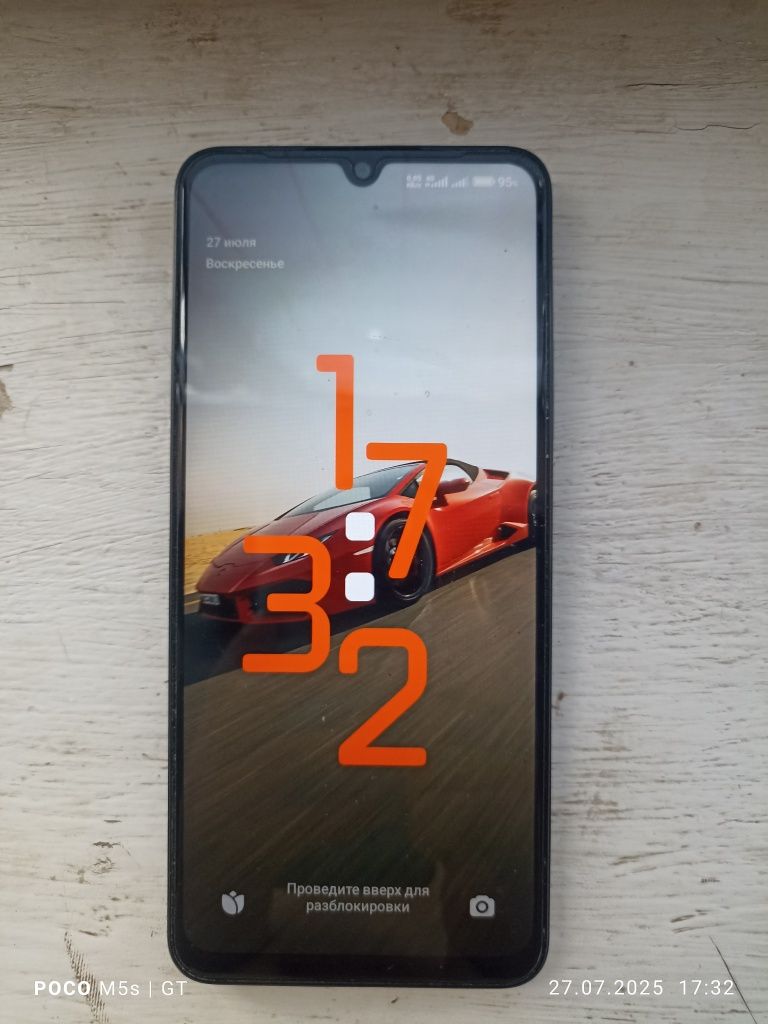 Телефон Xiaomi Poco