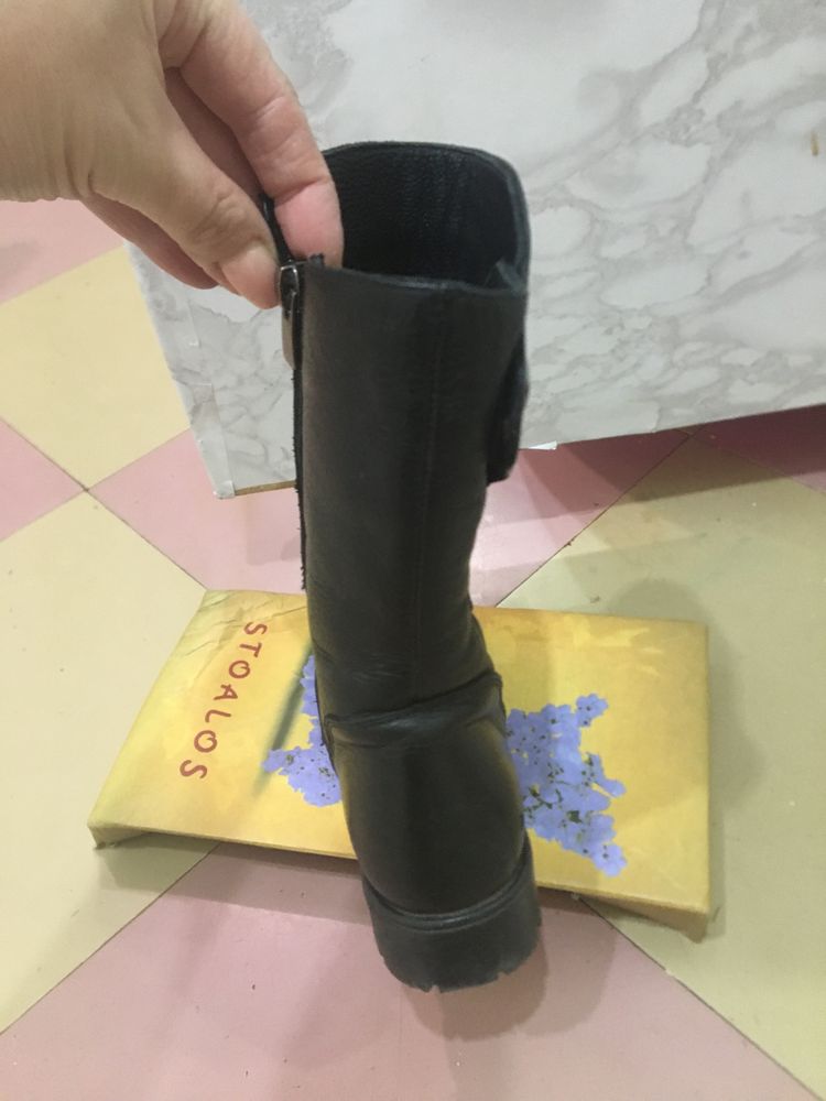 Сапожки на девочку натур кожа , мех