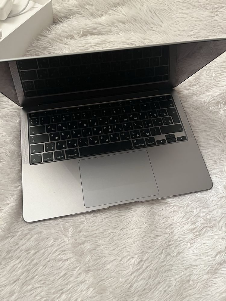 MacBook Air 13