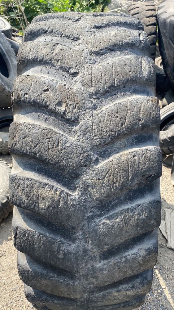 Продам шины бу грузовые 17,5R25