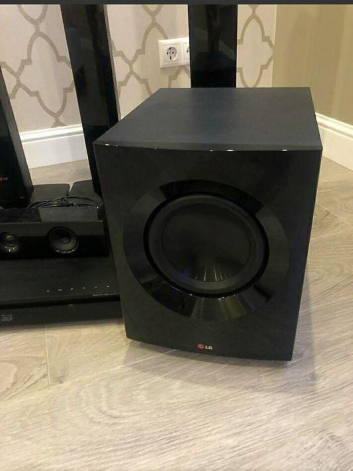 Продам домашний кинотеатр LG Blu-ray 3D ВH7530TВ. Сост.Отл.