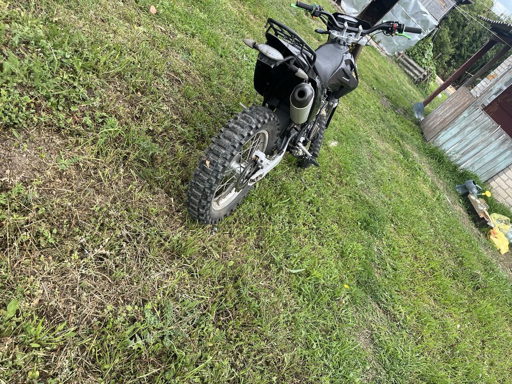 Продам мотоцикл FMZ250