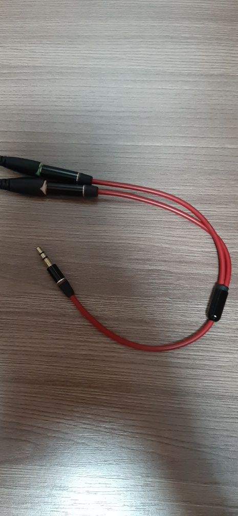 Наушники полноразмерные Red Square Bomber V2