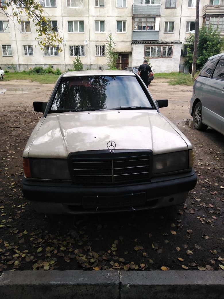 Продам Мерседес 190