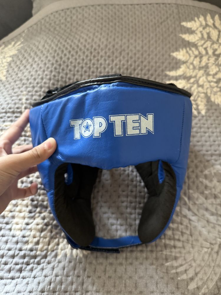 Шлем top ten каратэ