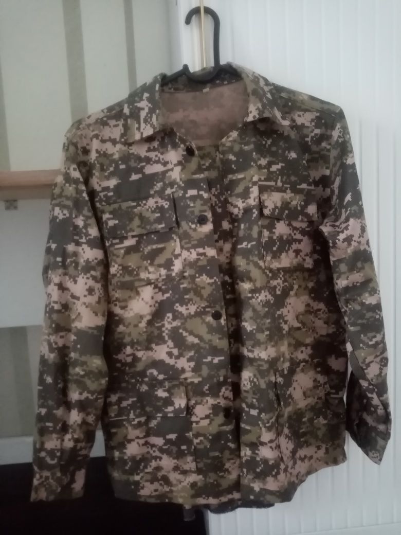 Продаётся военная форма 42р