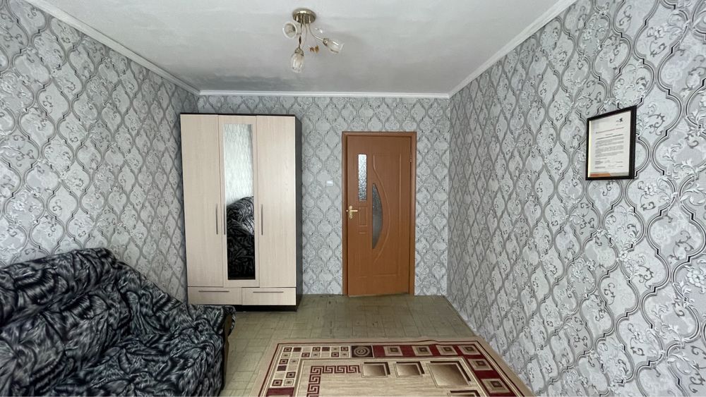 Продам двух комнатную квартиру