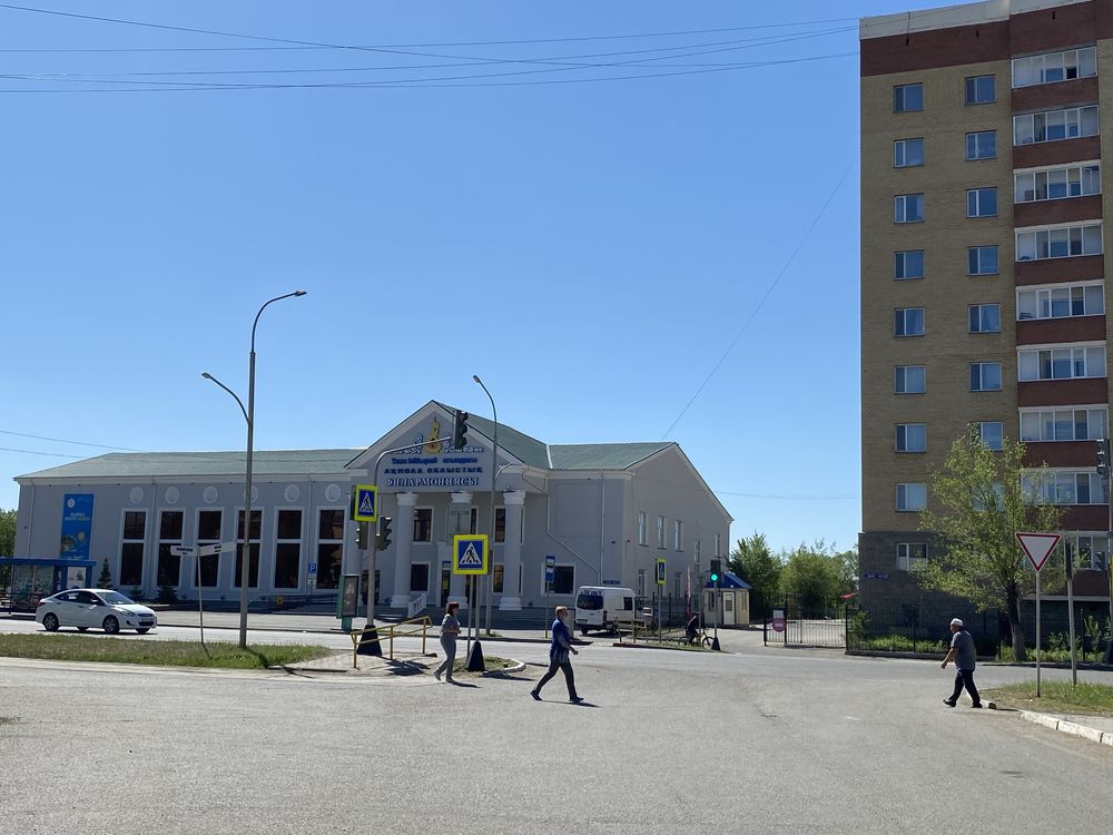 Склад, складской комплекс, большой земельный участок в интересном мест