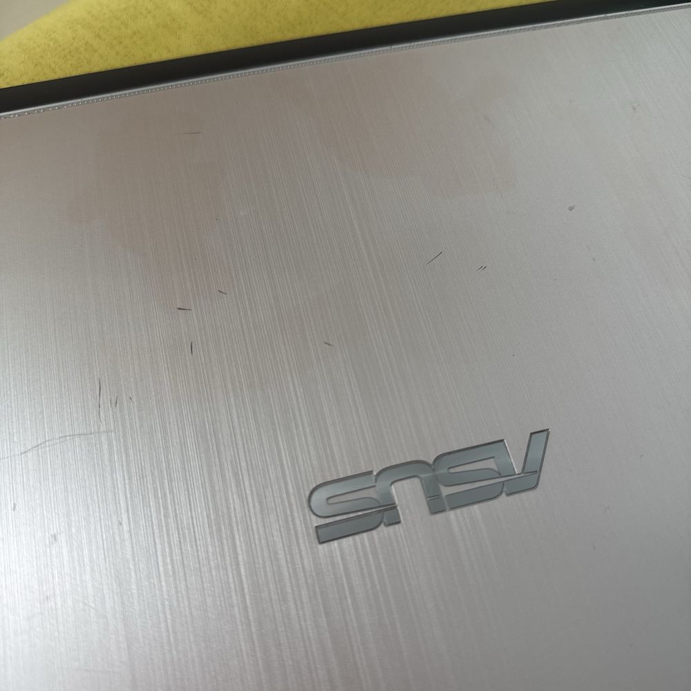 Asus Vivobook X507UA