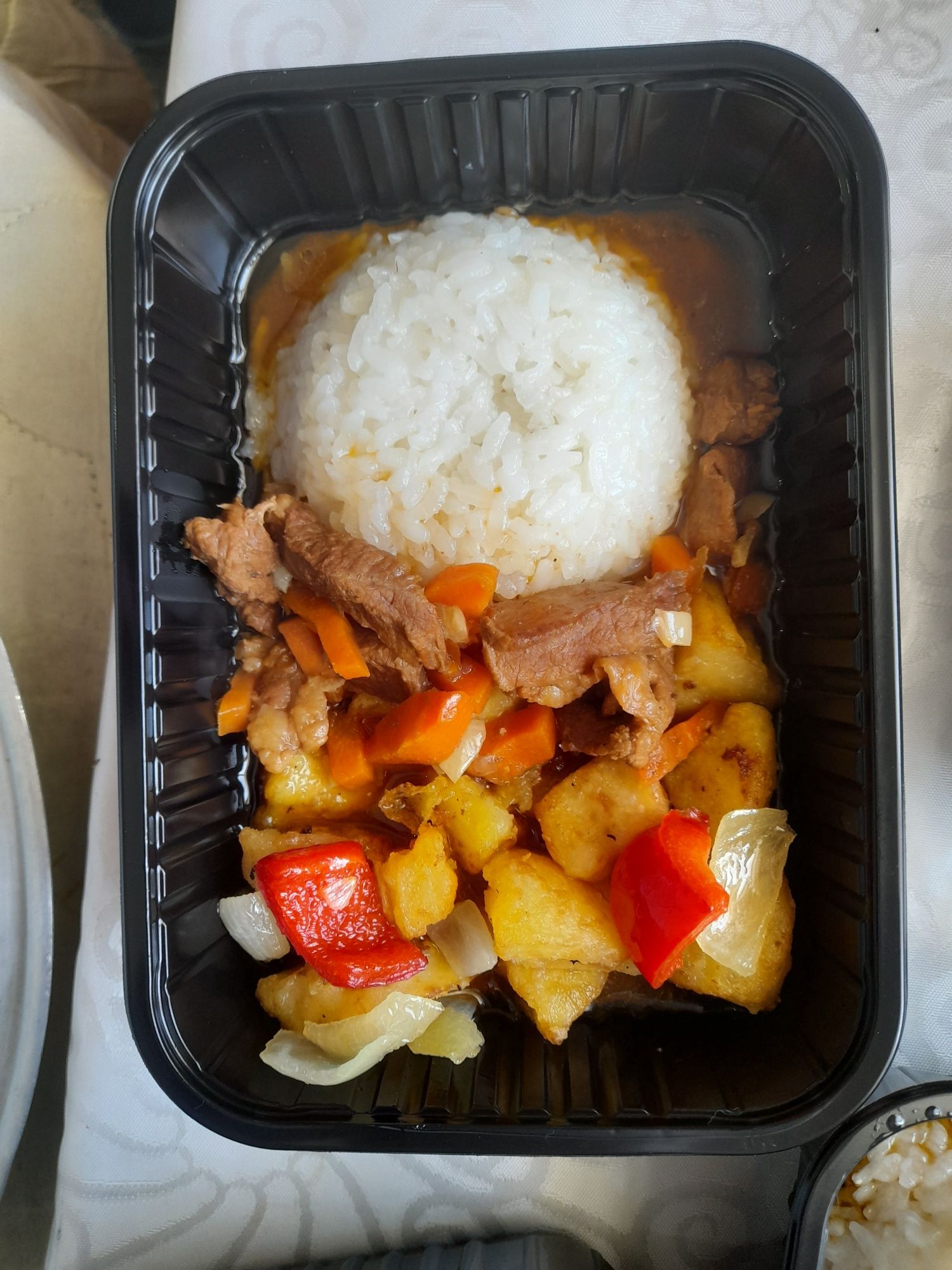 Комплексный обед. Вкусная еда. Доставка бесплатно