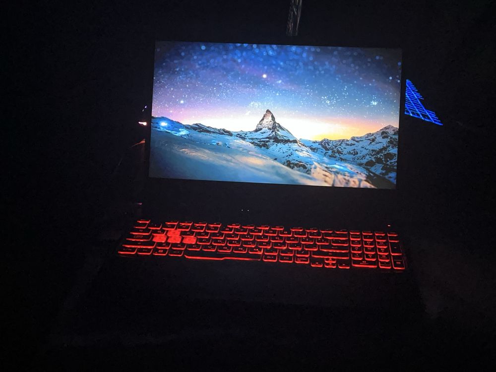 Asus TUF Gaming F15 FX506HE + мышка