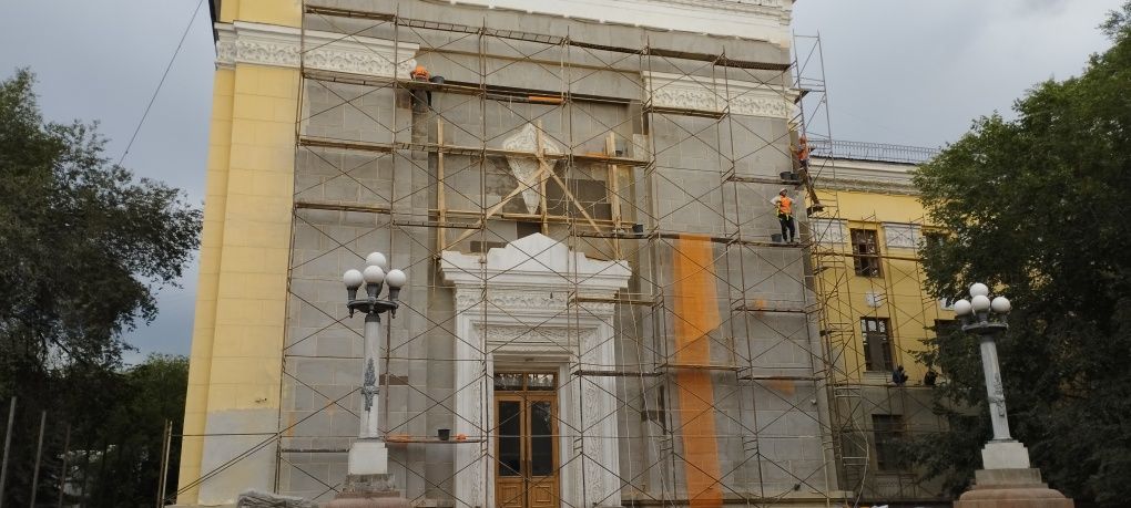 Прокат строительных лесов и вышек-тур – доставка на объект!