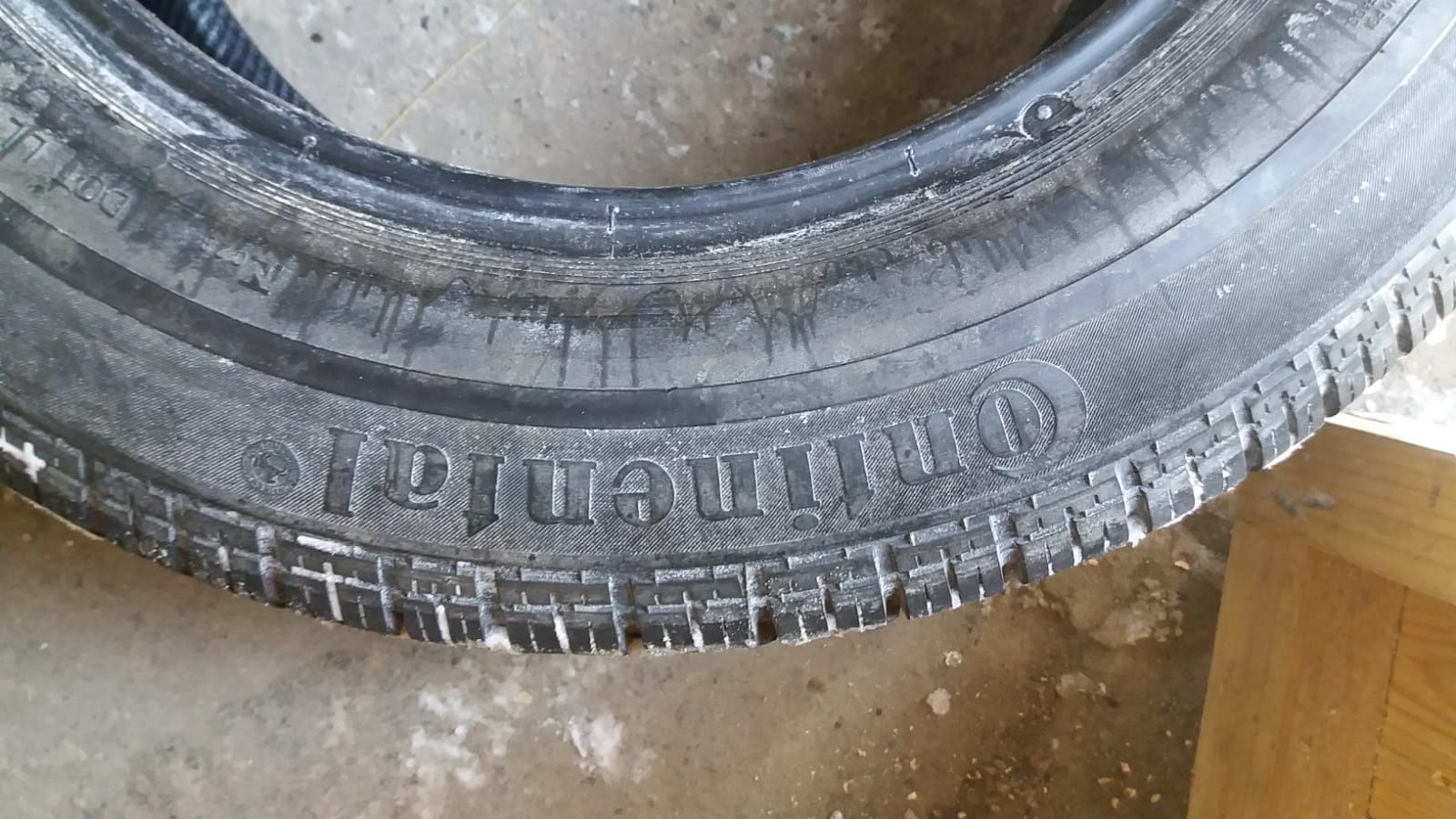 Продам летние шины CONTINENTAL 225/60 R16