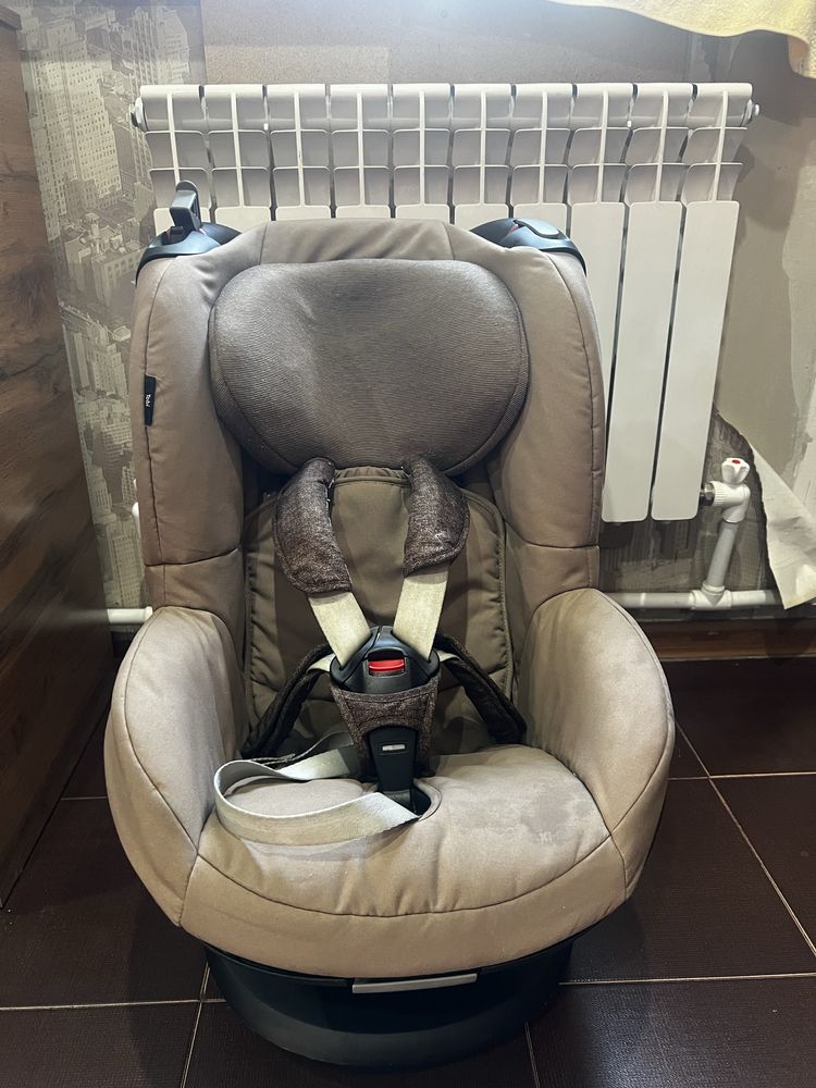 Автокресло Maxi-cosi Tobi