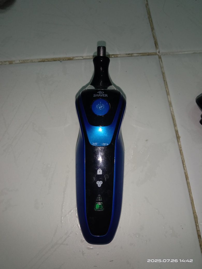 Электробритва 4D shaver