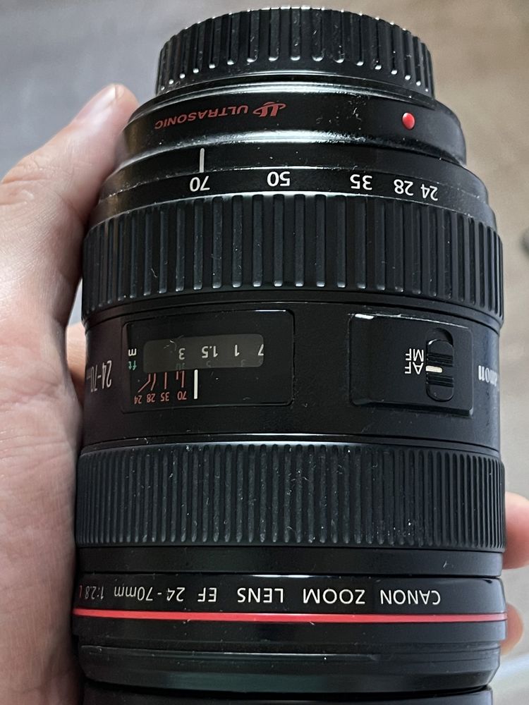 Canon 24-70 объектив (1 первая версия) в хорошем состоянии
