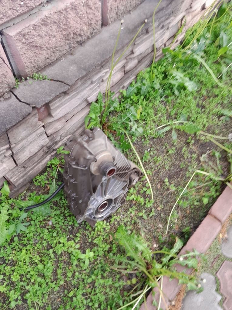 Запчас на БМВ Х5