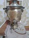 Продам самовар 1946 года. 5 литров. Рабочий. Не течет.