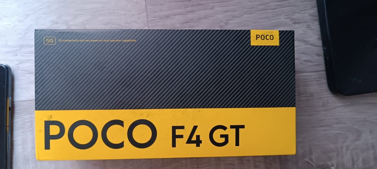 Poco F4 GT 12/256