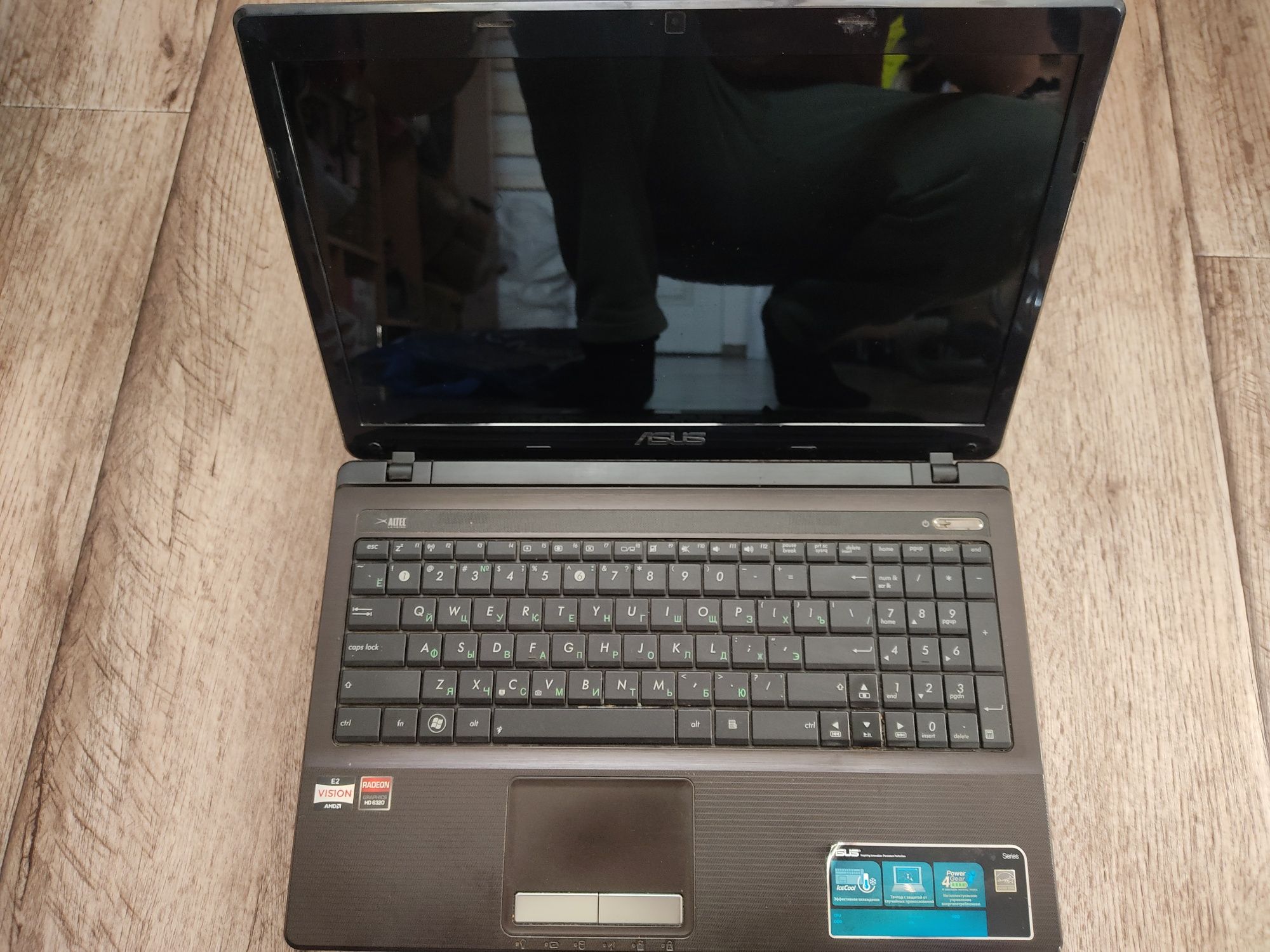 Ноутбук Asus X53U на запчасти!