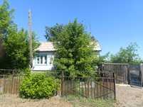 Продам часть дома. 3 комнаты,кухня,огород,баня,хоз постройки