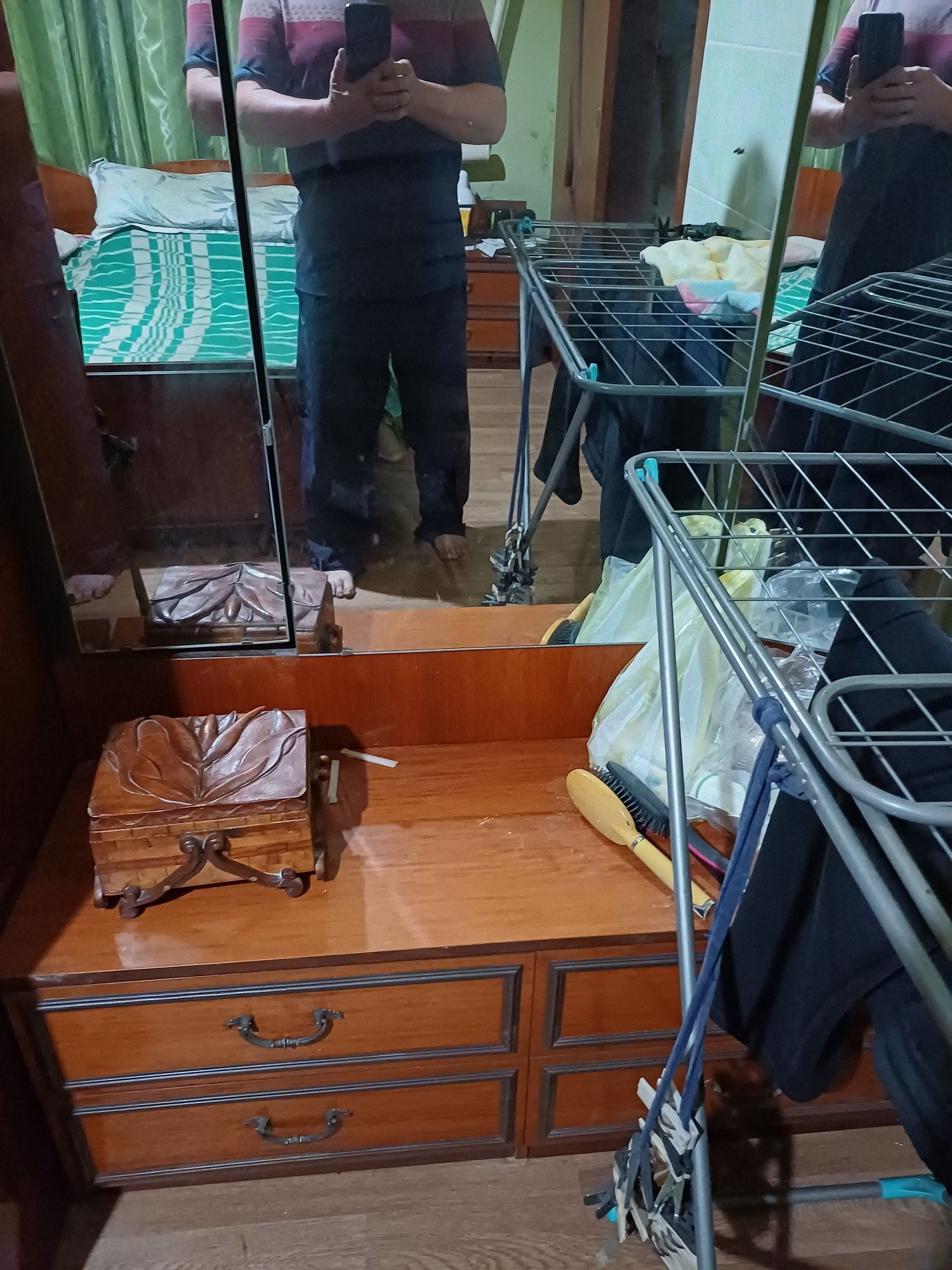 Продам спальню в хорошем состоянии