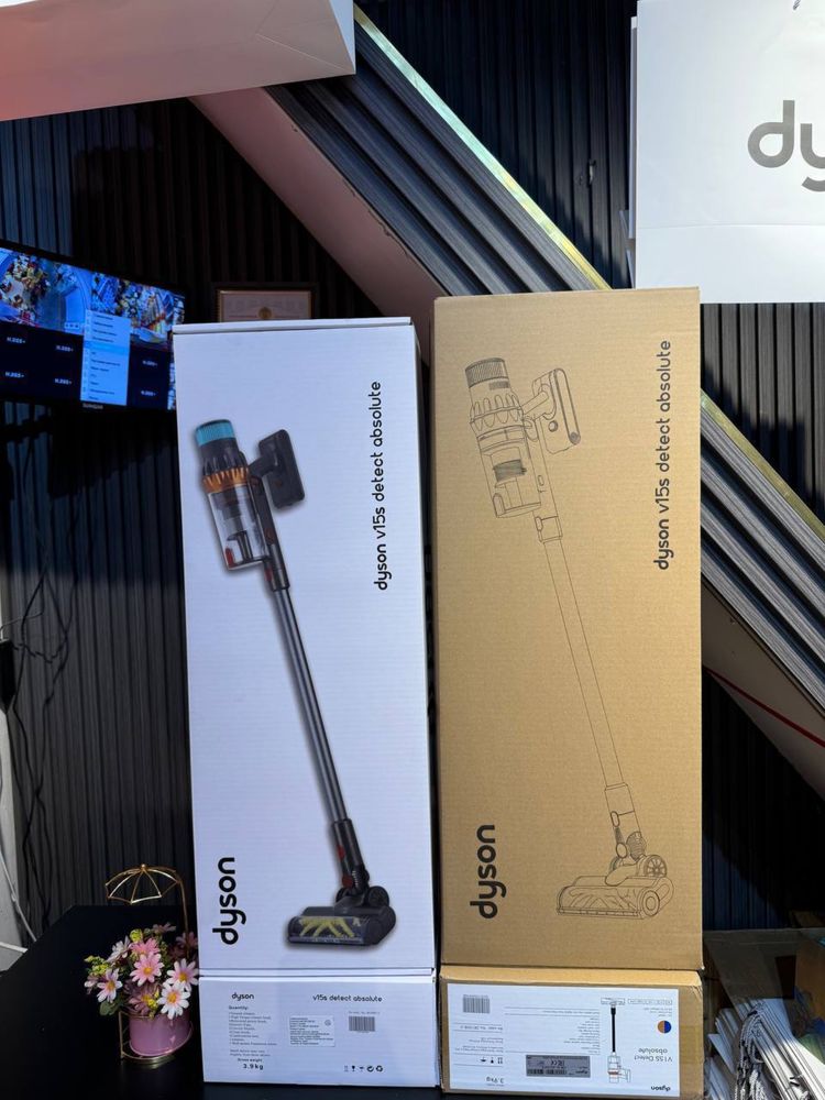 Пылесос Dyson V15s Detect absolute