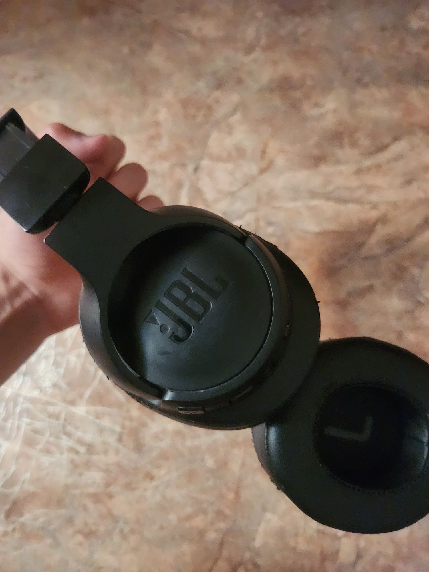 JBL tune 700bt наушник