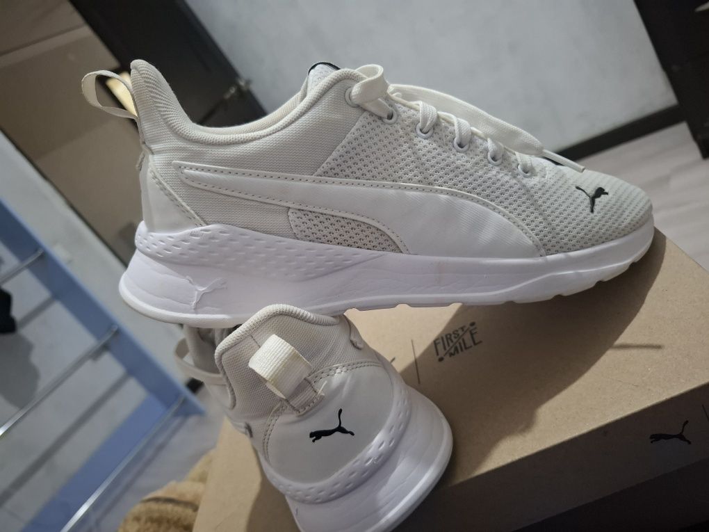 кроссовки Puma белые