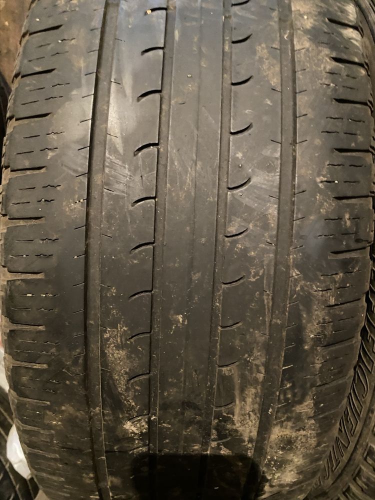 На 19 235/50 2 шт в нал