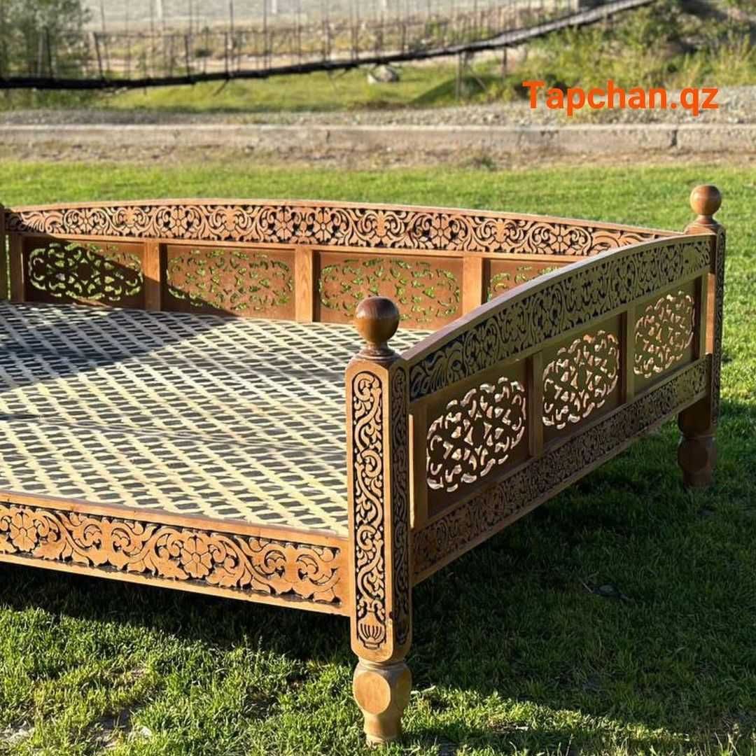Ресторанные решения – массивные топчаны со столами тапчан 46Щ