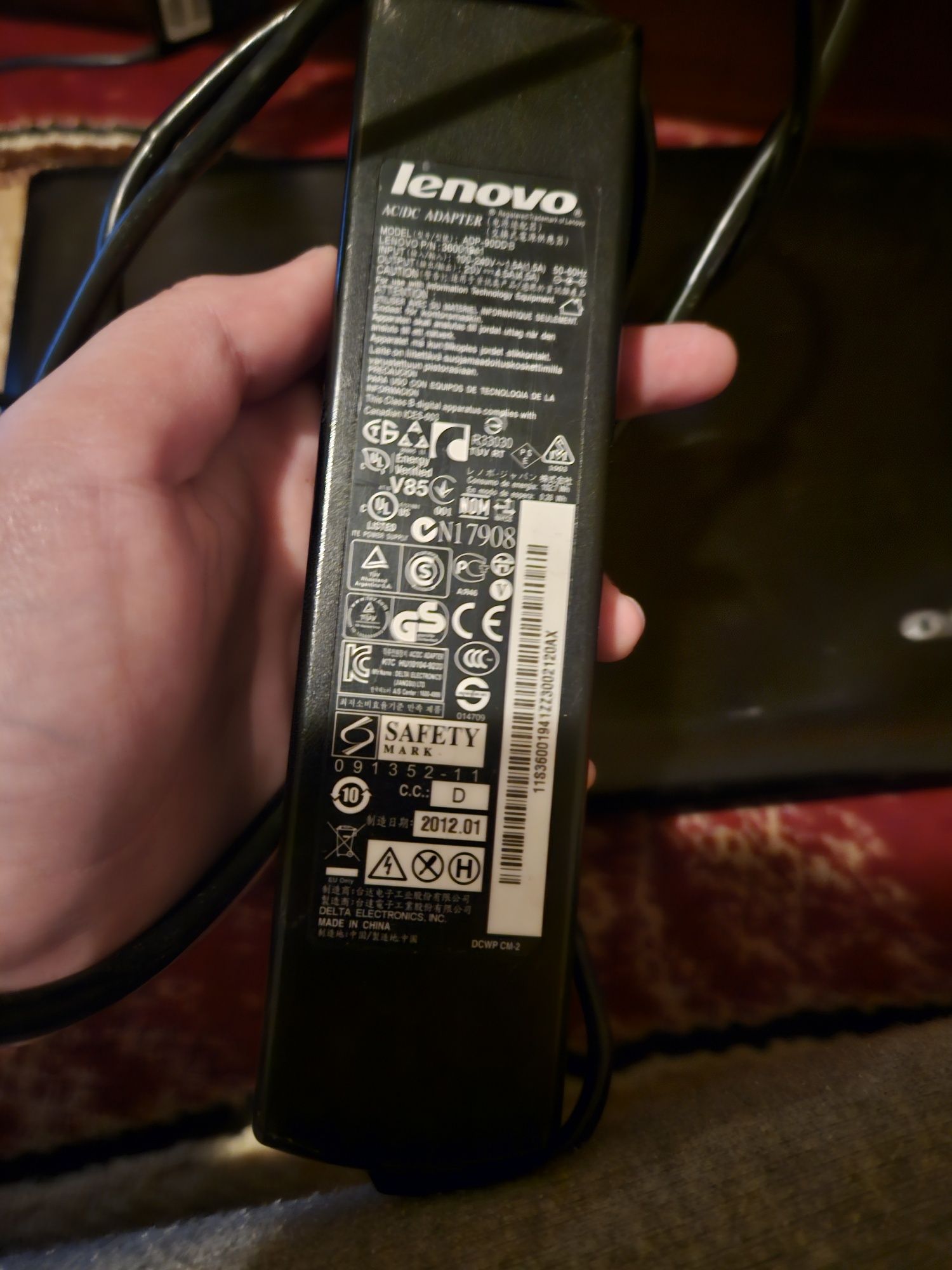 Ноутбук Lenovo чёрного цвета Наушники в подарок