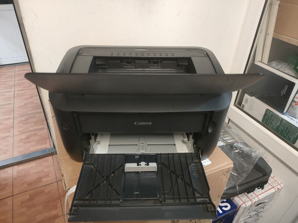 Продам лазерный принтер Canon LBP6030b