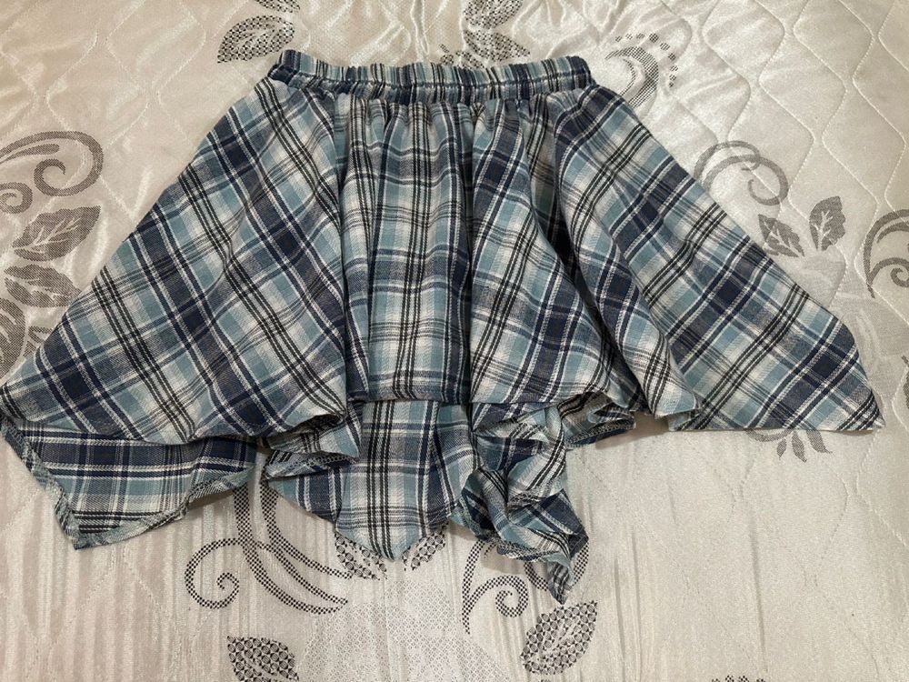 Безторг . Молодежная  двойка  продам.