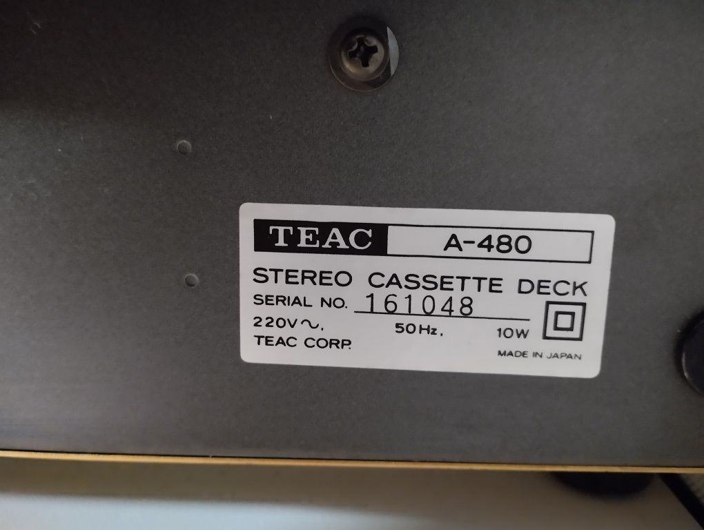 Магнитофон TEAC  A -480