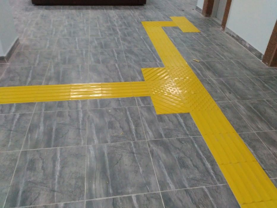 Тактильные плитки для слепых из Екам-бетона желтая