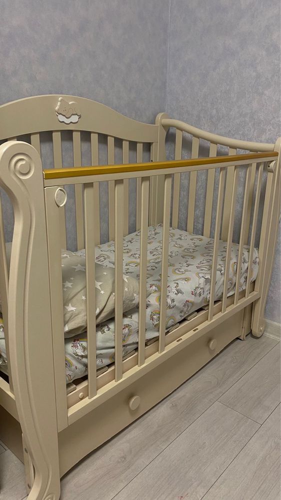 Продам детскую кровать