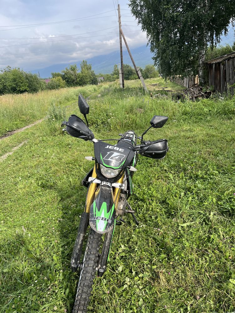 продам мотоцикл эндуро в хорошем состоянии JEBE 14