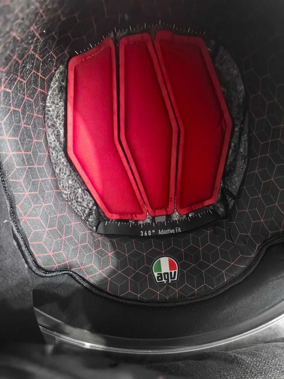 AGV Pista мотошлем