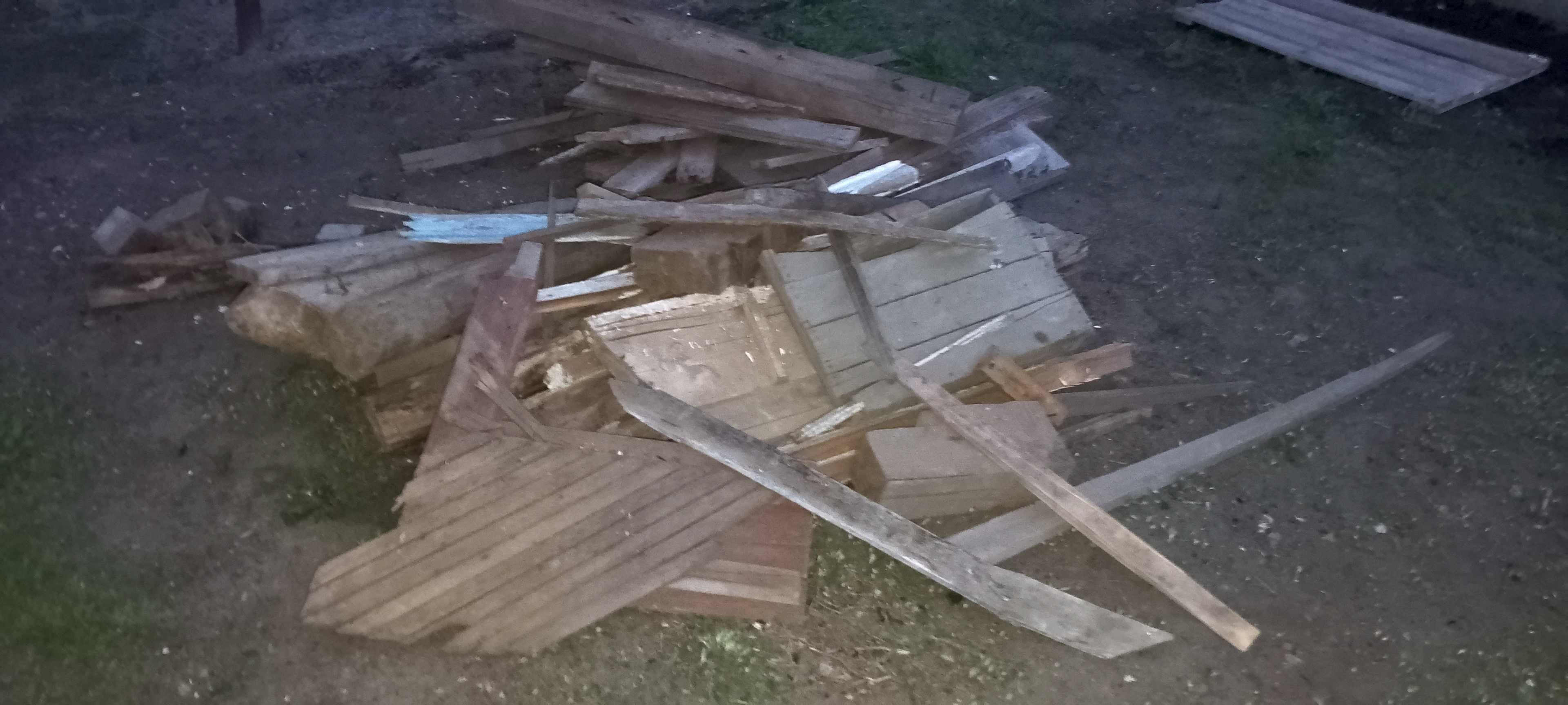 Отдам даром на дрова деревянные бруски