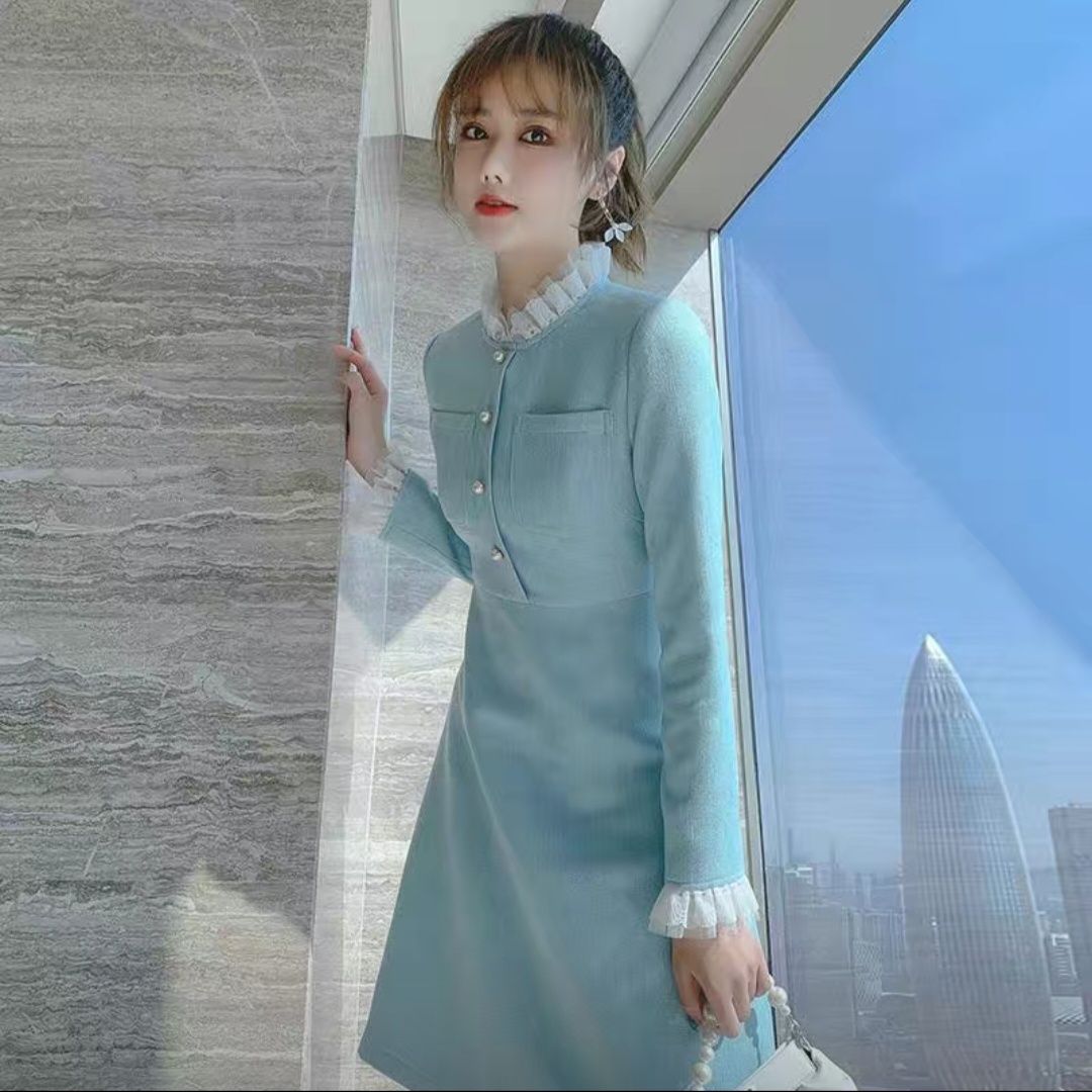 Продам красивое осенне-весеннее  платье