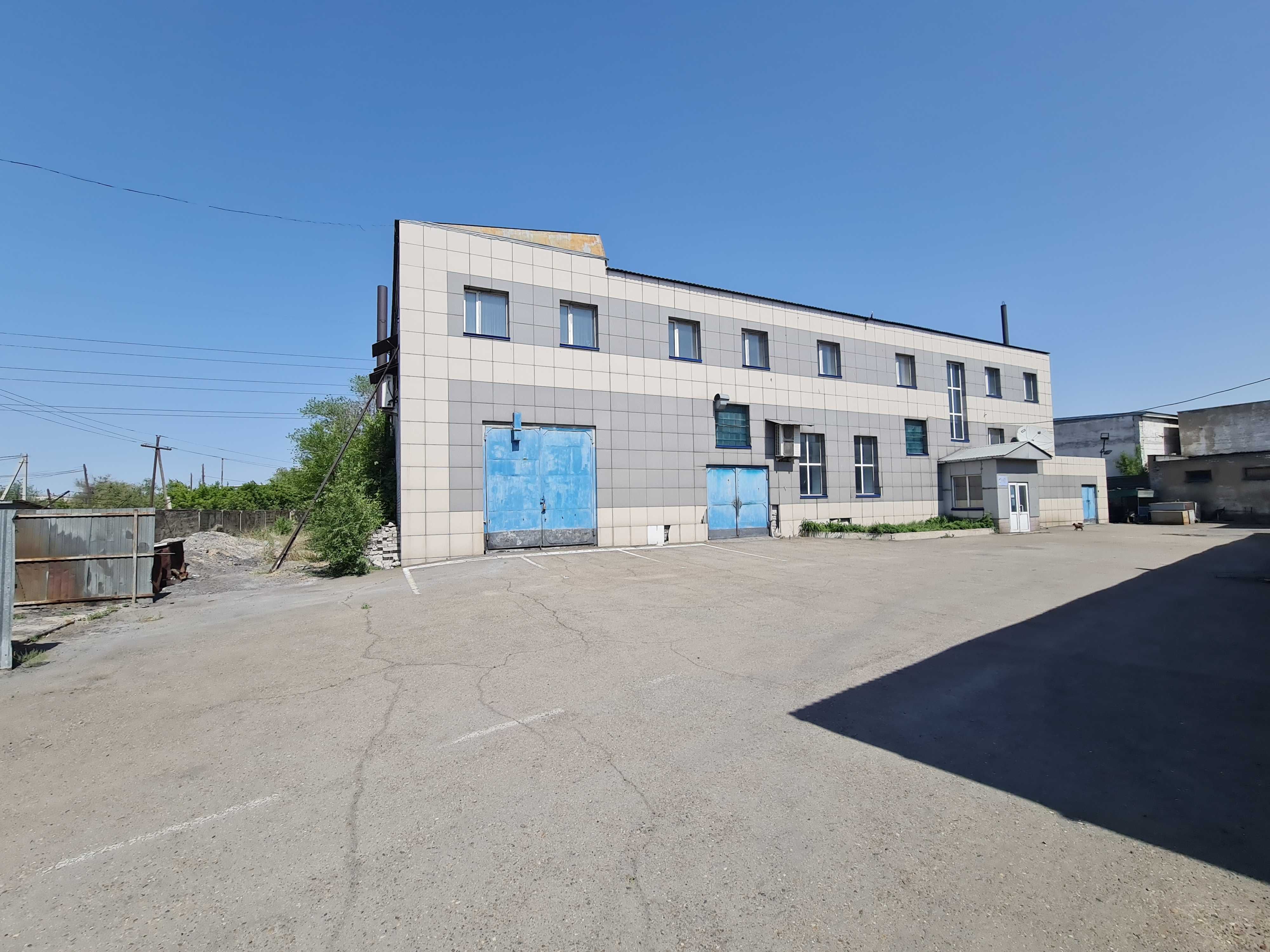 Заводской комплекс.Хладокомбинат.Коптильни.Склады.Цеха.Магазин.