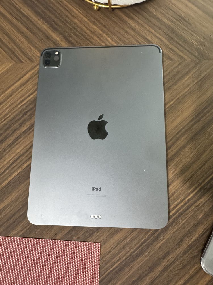 Ipad pro 2020 с клавиатурой | есть рассрочка|