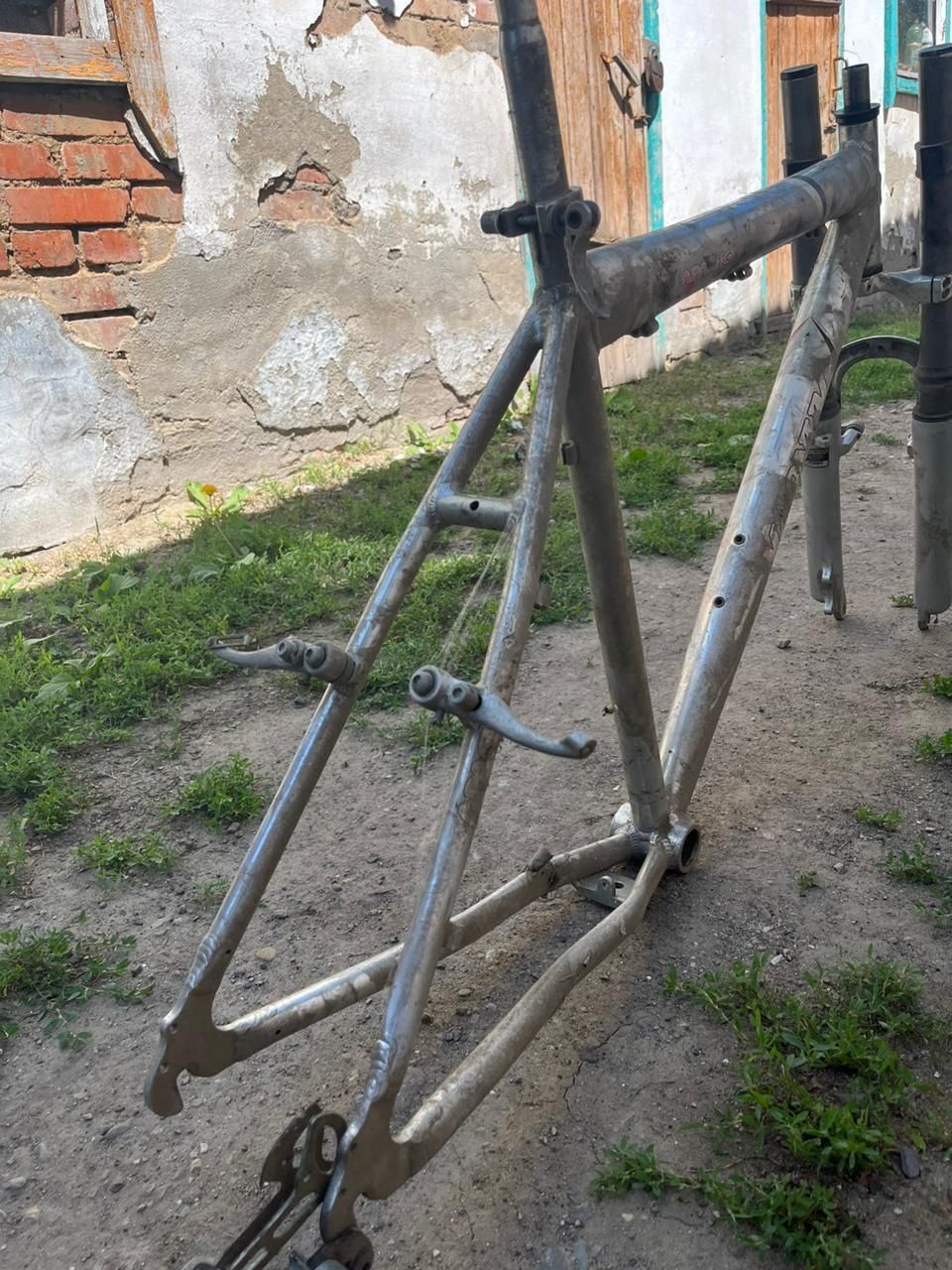 Продам раму на велосипед MAGNUM