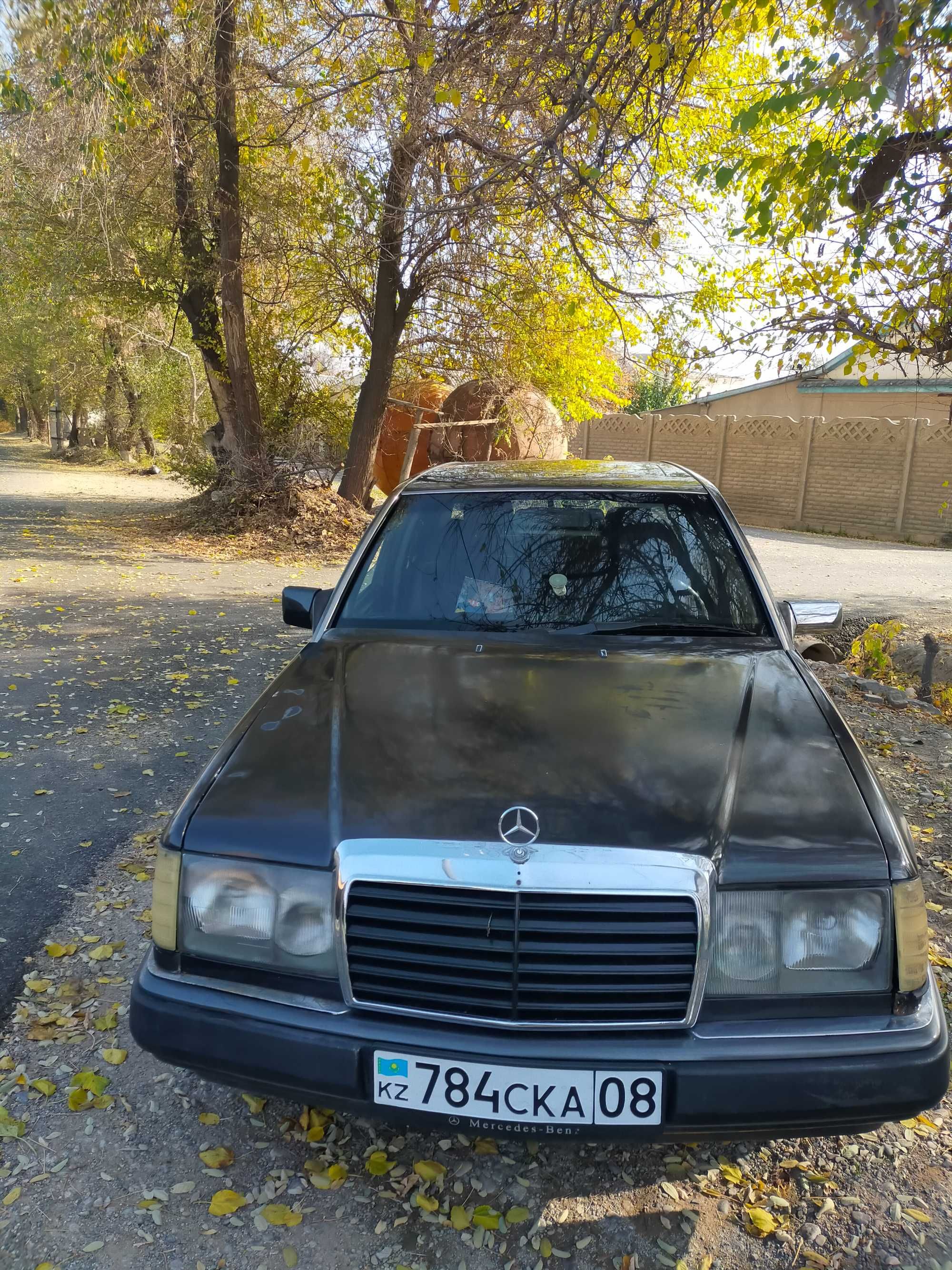 Продаётся Meрседес 220е