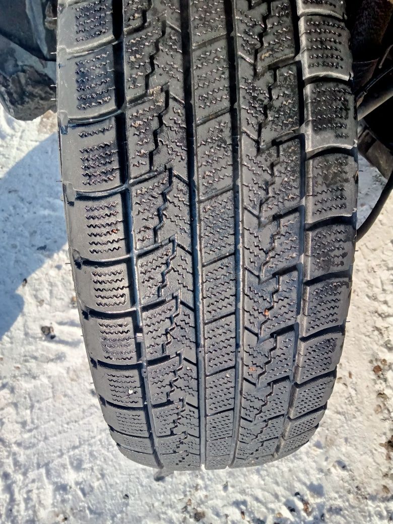 Штампы с зимней резиной липучки 185/65R15